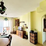 Almerimar Seaside Flat * אל אחידו